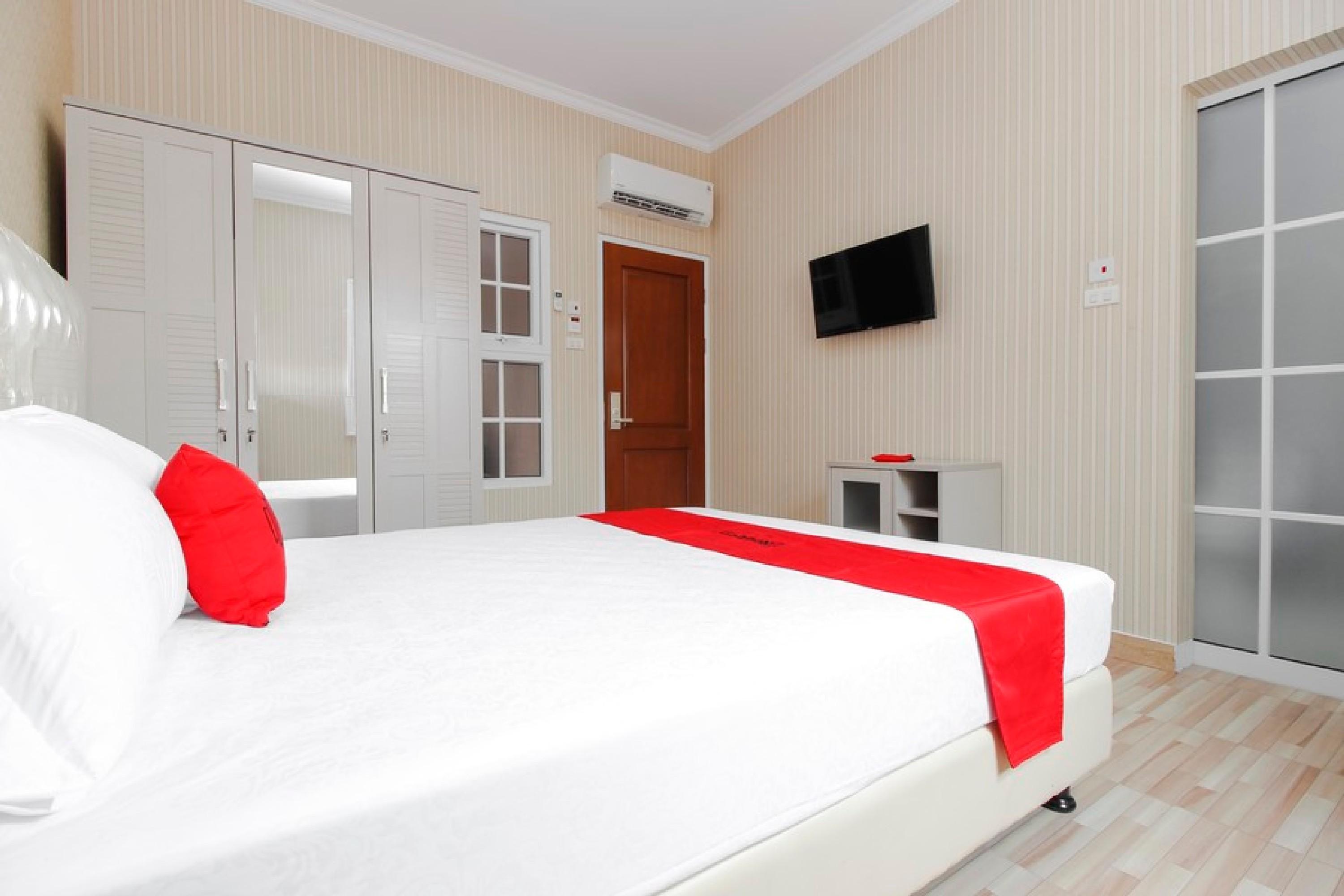 Reddoorz Plus @ Kwitang 2 Джакарта Экстерьер фото