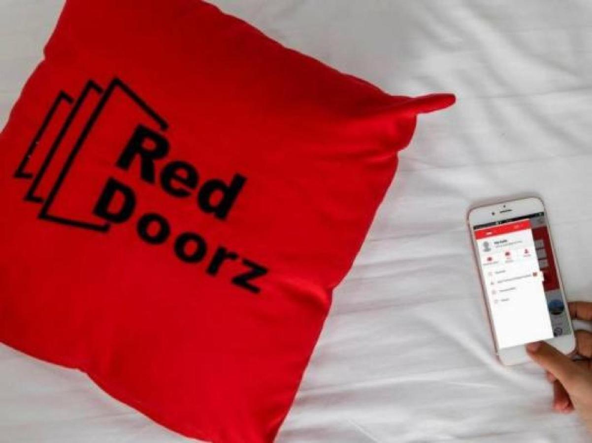 Reddoorz Plus @ Kwitang 2 Джакарта Экстерьер фото